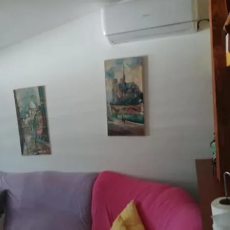 With Balcony דירה Ližnjan